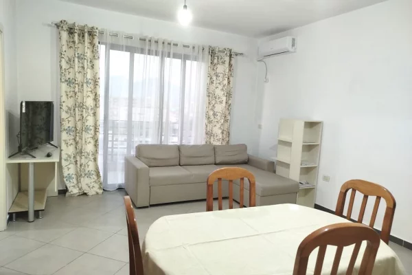  Shitet apartament 1+1 – Astir (mbrapa Bar Artistit) !