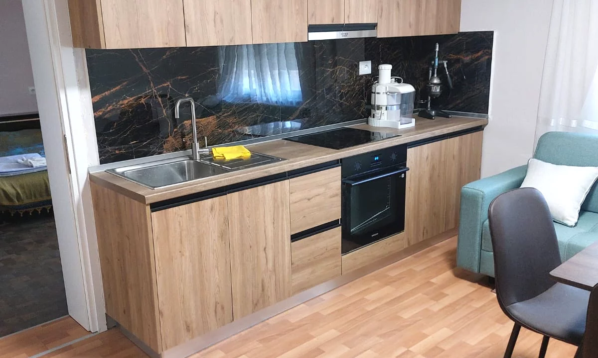 Shtepi me qera Apartament ne Tirane, 1+1, Mobilimi E mobiluar, Pagesa 500  Euro.