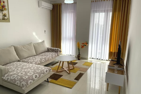  Apartament 1+1 me qira – Kompleksi Arlis, pranë Farmacia 10 !