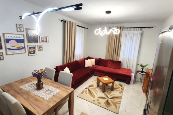 Shtepi me qera 1+1 ne Tirane - 550 Euro