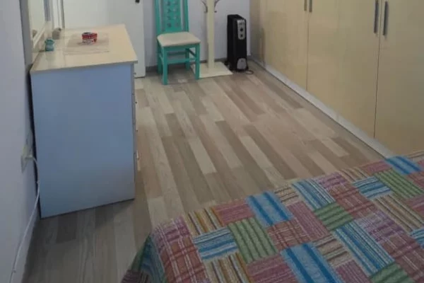 Shtepi me qera Apartament ne Tirane, 2+1, Mobilimi E mobiluar, Pagesa 450  Euro.