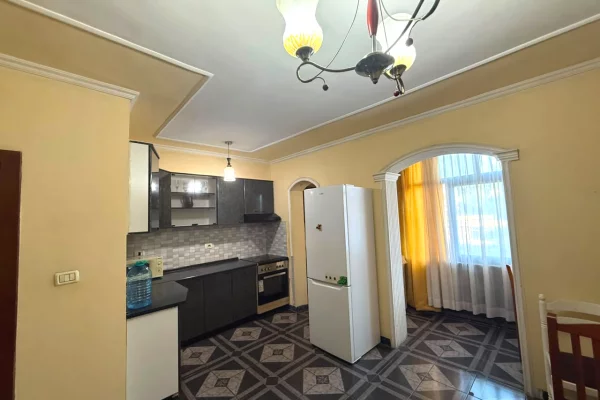Shtepi me qera Apartament ne Tirane, 1+1, Mobilimi E mobiluar, Pagesa 400  Euro.