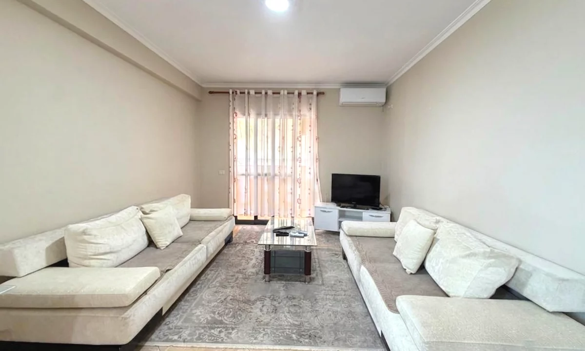 Shtepi me qera Apartament ne Tirane, 1+1, Mobilimi E mobiluar, Pagesa 500  Euro.