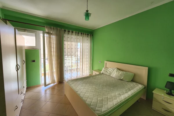 Shtepi me qera Apartament ne Tirane, 1+1, Mobilimi E mobiluar, Pagesa 550  Euro.
