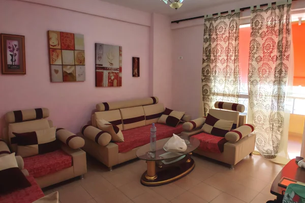 Apartament 1+1 me qira – Astir 🏢 Kati: 2 (me ashensor)!