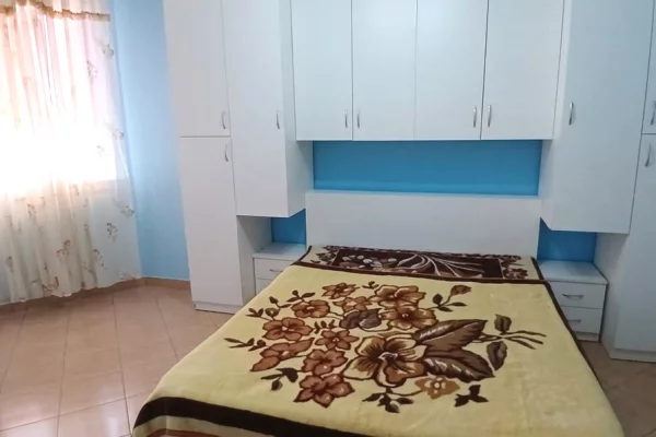 Appartamento in affitto a Tirana 1+1, Arredato