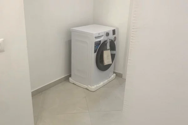 Shtepi me qera Apartament ne Tirane, 1+1, Mobilimi E mobiluar, Pagesa 450  Euro.