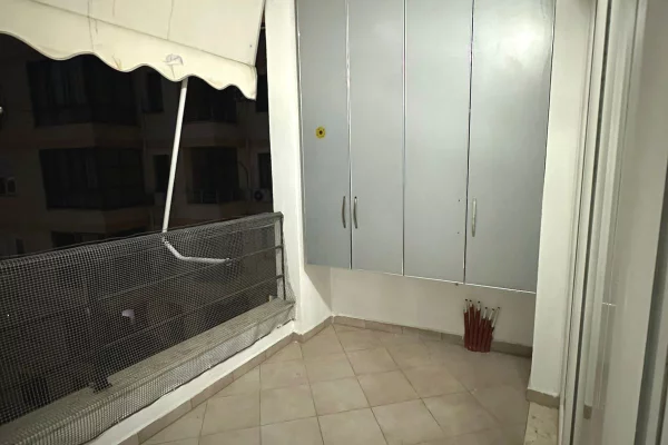 Appartamento in affitto a Tirana 1+1, Arredato