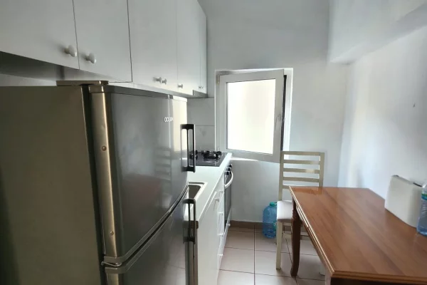 Appartamento in affitto a Tirana Garsoniere, Arredato