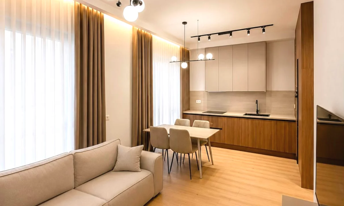 Shtepi me qera Apartament ne Tirane, 1+1, Mobilimi E mobiluar, Pagesa 550  Euro.