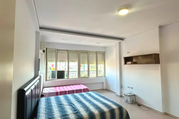 Shtepi ne shitje Apartament ne Tirane, 2+1, Mobilimi E mobiluar, Pagesa 190,000  Euro.