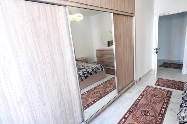 Shtepi me qera Apartament ne Tirane, 2+1, Mobilimi E mobiluar, Pagesa 500  Euro.