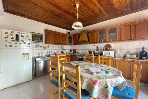 Apartament 2+1 me qira – Tregu Elektrik, Ali Demi !