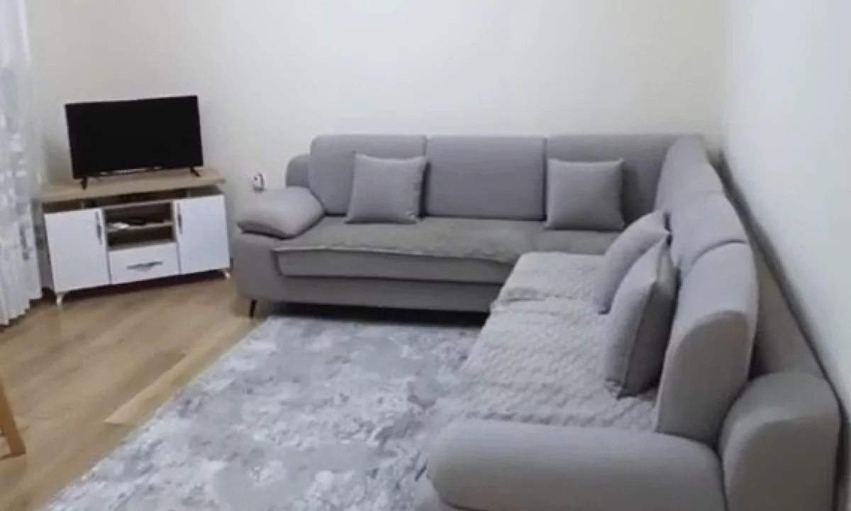 Shtepi me qera Apartament ne Tirane, 1+1, Mobilimi E mobiluar, Pagesa 148,000  Euro.