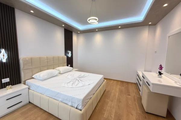 Shtepi me qera Apartament ne Tirane, 2+1, Mobilimi E mobiluar, Pagesa 800  Euro.