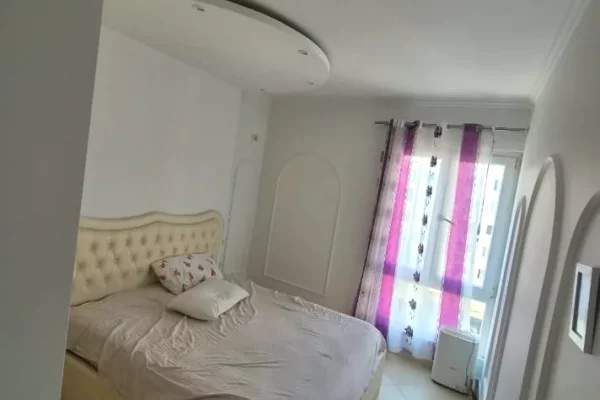 Shtepi me qera Apartament ne Tirane, 1+1, Mobilimi E mobiluar, Pagesa 500  Euro.