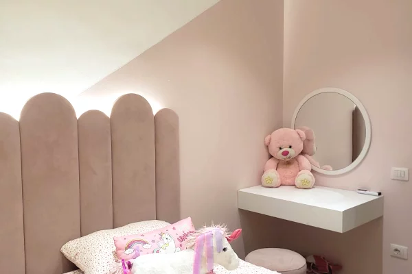 Shtepi ne shitje Apartament ne Tirane, 2+1, Mobilimi E mobiluar, Pagesa 260,000  Euro.