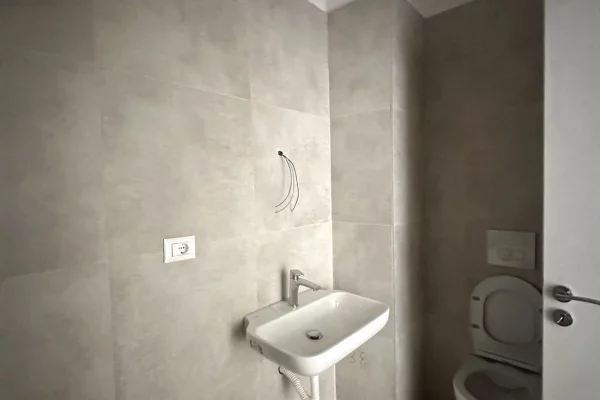 Shtepi ne shitje Apartament ne Tirane, 1+1, Mobilimi E mobiluar, Pagesa Me Marreveshje.