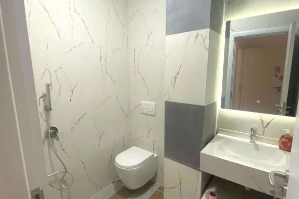 Shtepi me qera Apartament ne Tirane, 2+1, Mobilimi E mobiluar, Pagesa 500  Euro.