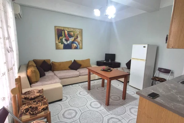 Shtepi me qera 2+1 ne Tirane - 600 Euro