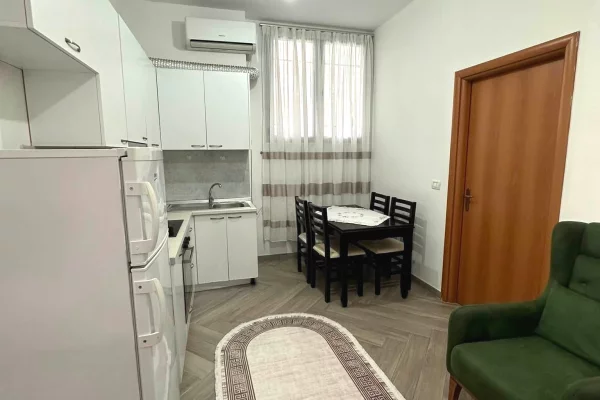 Apartament 2+1 me qira – Pranë Universitetit Bujqësor të Tiranës, Institut !