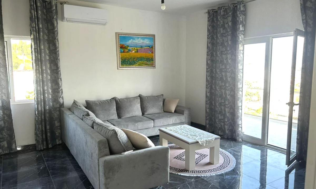 Shtepi me qera Apartament ne Tirane, 2+1, Mobilimi E mobiluar, Pagesa 400  Euro.