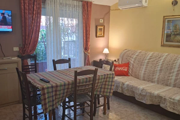 Apartament 2+1 me qira – Kristal Center !