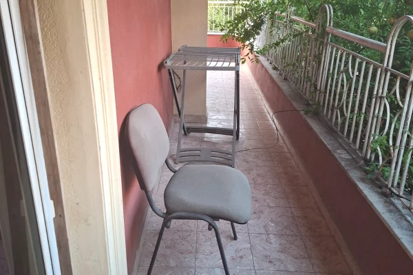 Shtepi me qera Apartament ne Tirane, 2+1, Mobilimi E mobiluar, Pagesa 750  Euro.