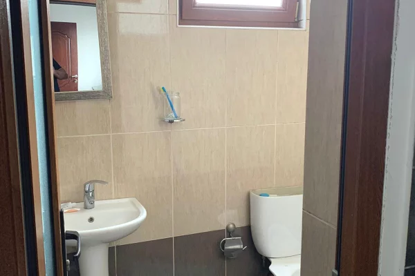Shtepi me qera Apartament ne Tirane, 1+1, Mobilimi E mobiluar, Pagesa 350  Euro.