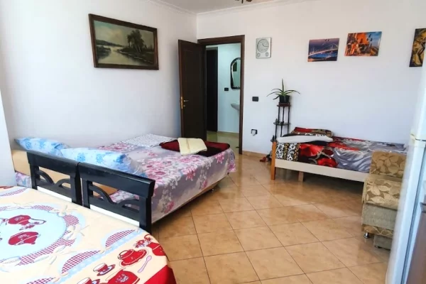 Shtepi me qera 1+1 ne Tirane - 500 Euro