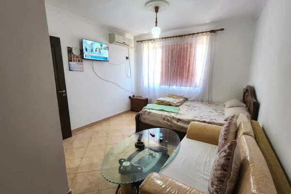Shtepi me qera Apartament ne Tirane, 1+1, Mobilimi E mobiluar, Pagesa 500  Euro.
