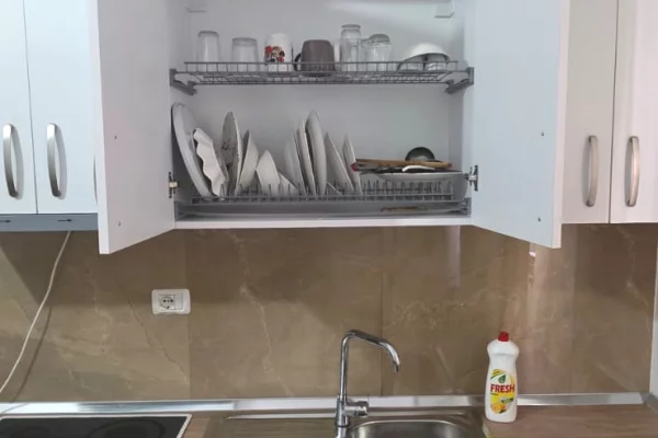 Shtepi me qera Apartament ne Tirane, Garsoniere, Mobilimi E mobiluar, Pagesa 400  Euro.