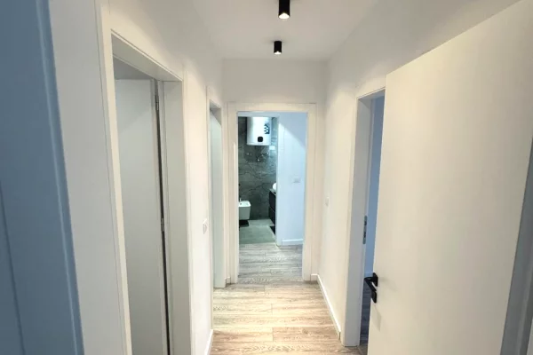 Shtepi me qera Apartament ne Tirane, 2+1, Mobilimi E mobiluar, Pagesa 170,000  Leke.
