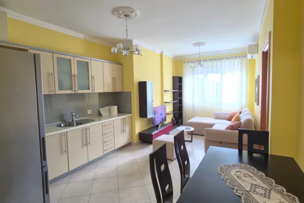 Shtepi me qera Apartament ne Tirane, 1+1, Mobilimi E mobiluar, Pagesa 500  Euro.