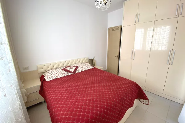 Shtepi me qera Apartament ne Tirane, 1+1, Mobilimi E mobiluar, Pagesa 430  Euro.