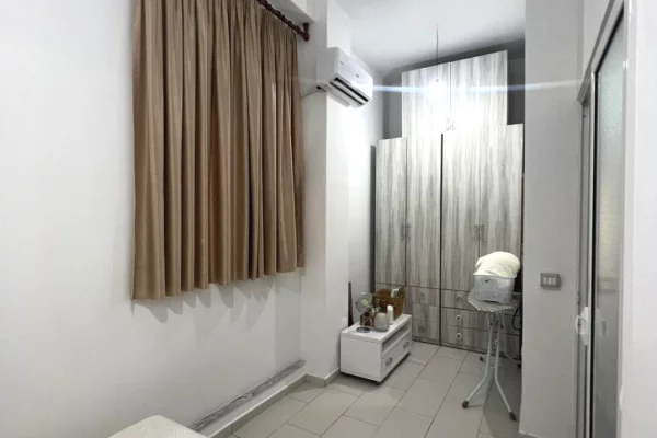Shtepi me qera Apartament ne Tirane, 1+1, Mobilimi E mobiluar, Pagesa 400  Euro.