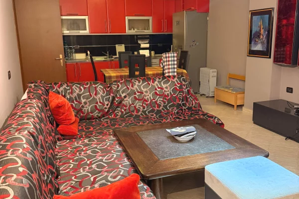 Apartament 2+1+2 me Ballkon me Qira – Astir (Pranë Bar "Univers") !