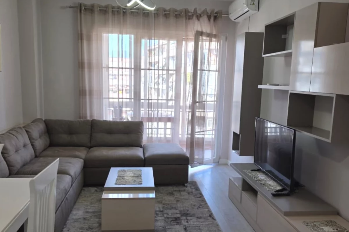 Apartment for rent in Tirana 1+1, Furnished