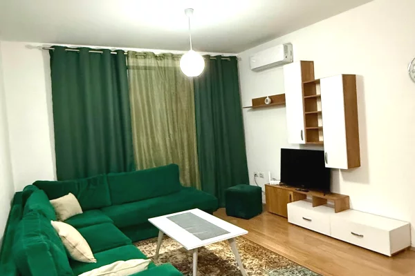 Shtepi me qera 2+1 ne Tirane - 800 Euro