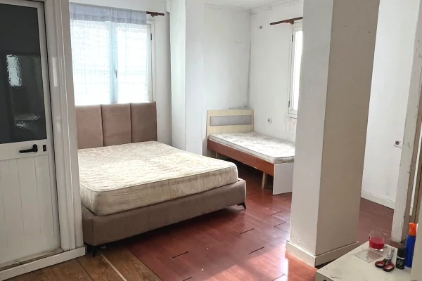 Casa in affitto 1+1 a Tirana - 300 Euro