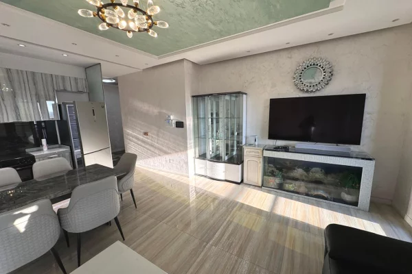 Shtepi me qera Apartament ne Tirane, 1+1, Mobilimi E mobiluar, Pagesa 720  Euro.