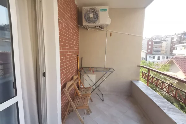 Shtepi me qera Apartament ne Tirane, 1+1, Mobilimi E mobiluar, Pagesa 500  Euro.