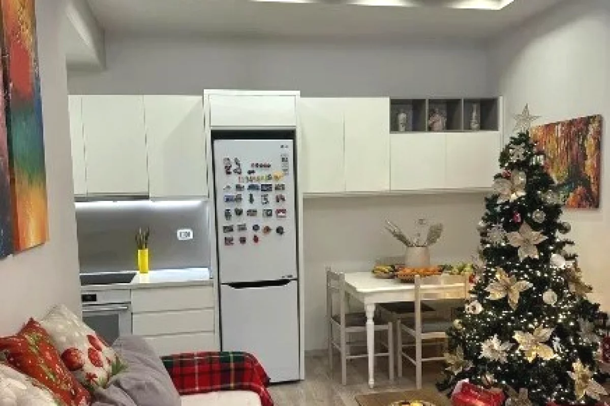 Shtepi me qera Apartament ne Tirane, 2+1, Mobilimi E mobiluar, Pagesa 900  Euro.