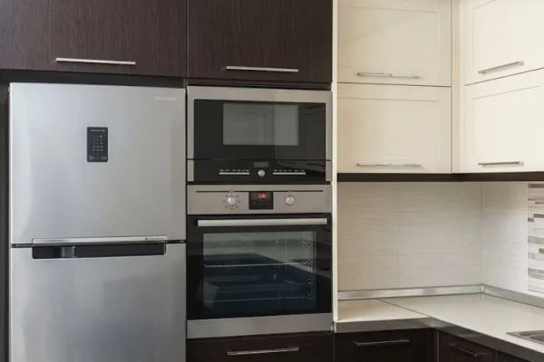 Shtepi me qera Apartament ne Tirane, 3+1, Mobilimi E mobiluar, Pagesa 500  Euro.