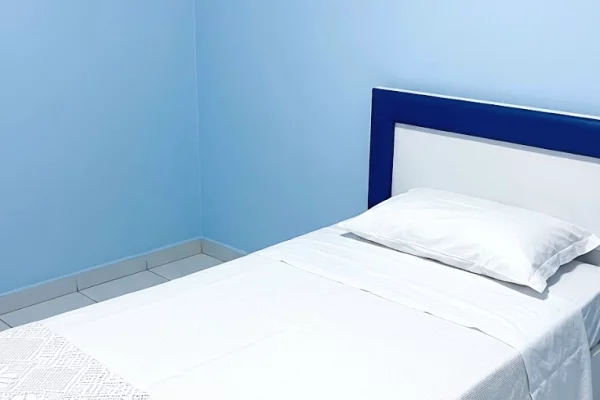 Shtepi me qera Apartament ne Tirane, 3+1, Mobilimi E mobiluar, Pagesa 500  Euro.
