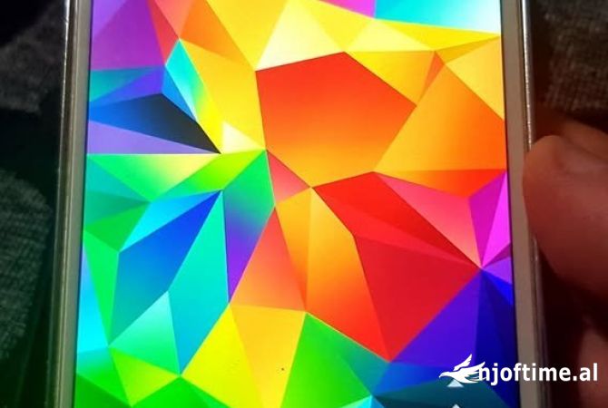 Samsung Galaxy S5 , cmimi 30 mij lek (te vjetra )