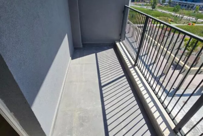 Shtepi ne shitje Apartament ne Tirane, 2+1, Mobilimi Bosh, pa mobiluar, Pagesa 125,000  Euro.