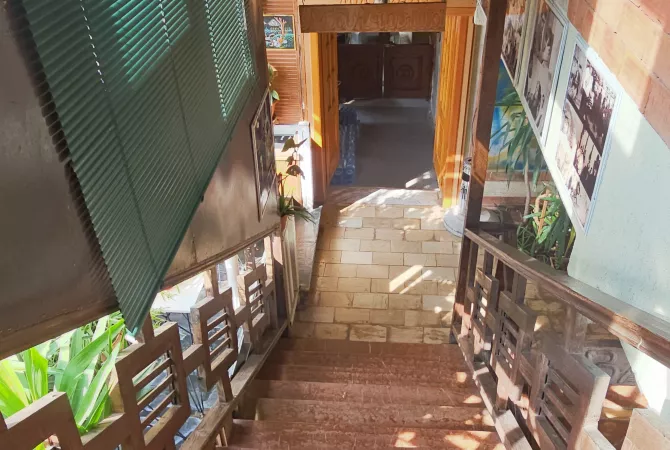 Jepet me Qira PRONE UNIKE PER ATA QE E JA DINE VLEREN Ambient per: LOKAL/RESTORANT- cmimi 3000 euro