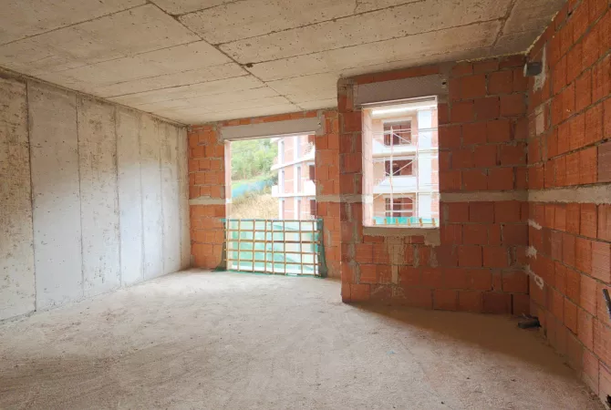 Shtepi ne shitje Apartament ne Tirane, 2+1, Mobilimi Bosh, pa mobiluar, Pagesa 229,500  Euro.