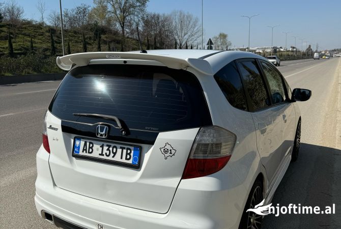 Auto in Vendita a Tirana - 5,700 Euro